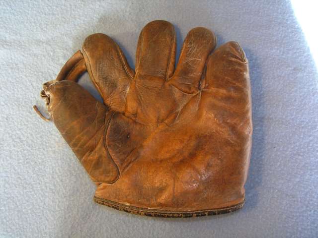 Bob Doerr Globe G73 Front Doug